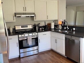 3701 Cll Joaquin in Calabasas, CA - Building Photo - Building Photo