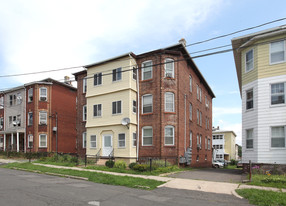 21 Horace St in New Britain, CT - Building Photo