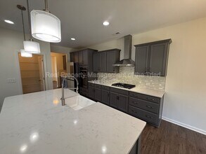 1311 Red Deer Dr in Kernersville, NC - Building Photo - Building Photo