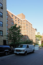 120 W 94th St in New York, NY - Foto de edificio - Building Photo