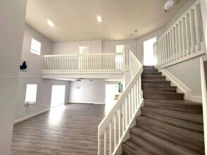 9352 SW 155th Ave in Miami, FL - Building Photo - Building Photo