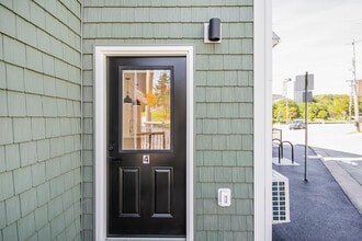91 Prince Albert Rd in Dartmouth, NS - Building Photo - Building Photo