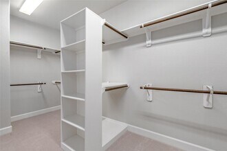 927 W Lacey Garden Loop in Houston, TX - Building Photo - Building Photo