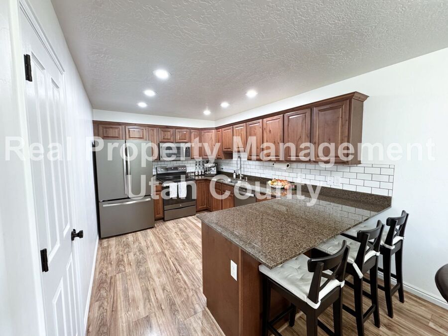 1849 N Bountiful Wy in Saratoga Springs, UT - Building Photo