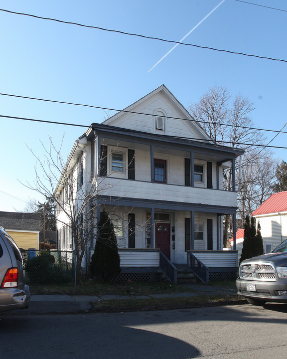 7 Wiltwyck Ave in Kingston, NY - Building Photo