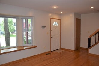 3393 Burbank Dr in Ann Arbor, MI - Building Photo - Building Photo