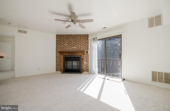 property at 1810 Woodhollow Dr