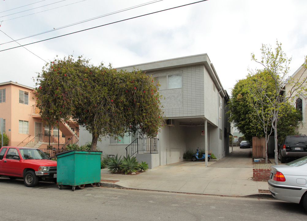 2619 2nd St in Santa Monica, CA - Building Photo