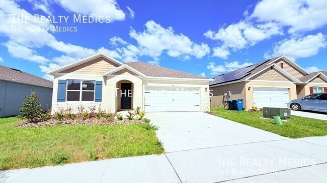 property at 914 Princess Sabal Pt