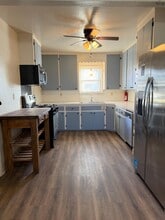 1019 Harris Ln in Wichita Falls, TX - Building Photo - Building Photo