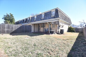 1023 E Thompson Ave in Sapulpa, OK - Building Photo - Building Photo