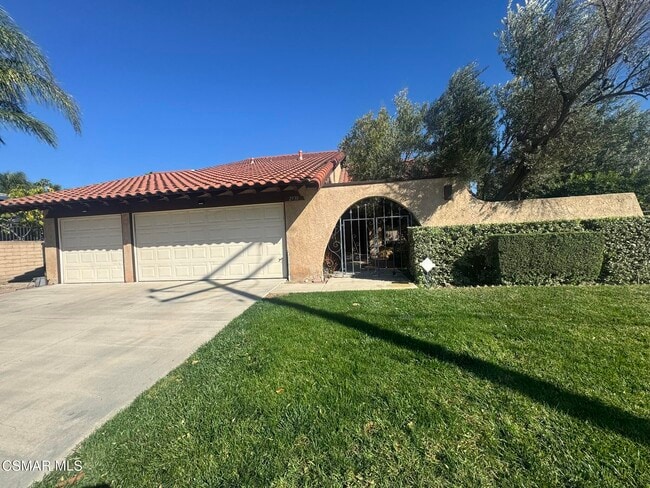 2930 Reservoir Dr in Simi Valley, CA - Building Photo - Building Photo
