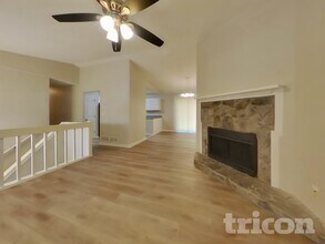 2122 Cedar Creek Ln in Lithia Springs, GA - Foto de edificio - Building Photo