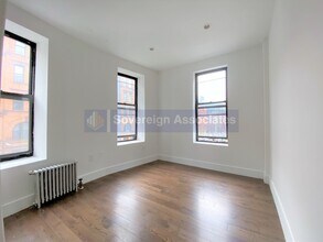 2 St Nicholas Terrace in New York, NY - Building Photo - Building Photo
