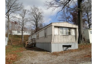 615 Falling Springs Rd in Radcliff, KY - Building Photo - Building Photo