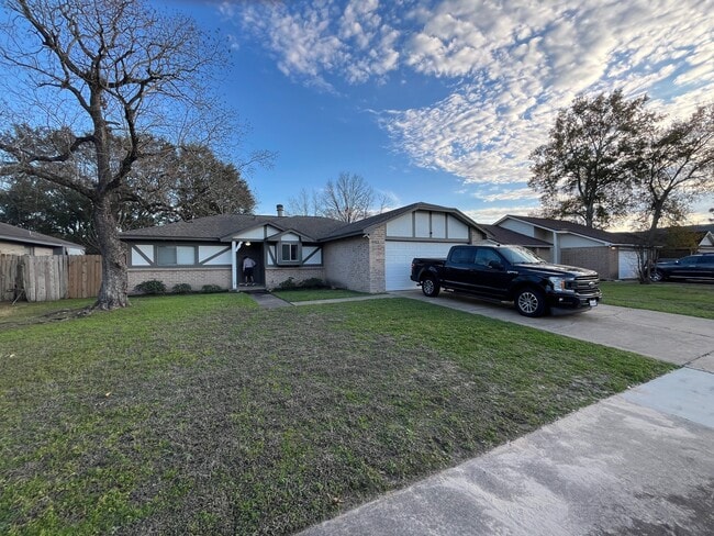 24131 Tayloe House Ln