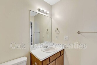 5098 Westview St in North Charleston, SC - Building Photo - Building Photo