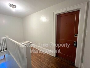 600 Hawthorne Ln in Charlotte, NC - Building Photo - Building Photo