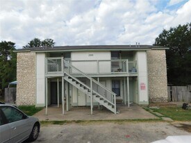 2205 Leah Cove in Austin, TX - Building Photo