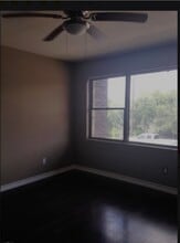 501 S 4th St, Unit A8 in Harlingen, TX - Foto de edificio - Building Photo