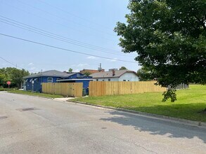 801 Rockefeller St in Savannah, GA - Building Photo - Building Photo