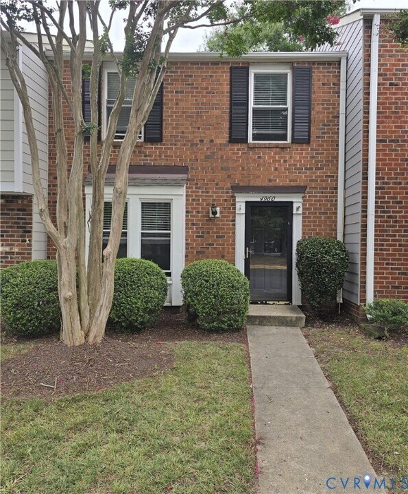 4960 Finnegan Ct in Richmond, VA - Building Photo