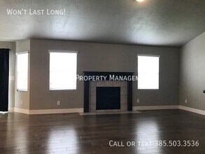 2273 W Espadrille Cir in Taylorsville, UT - Building Photo - Building Photo