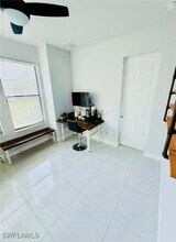 1021 10th Ave NE in Naples, FL - Building Photo - Building Photo