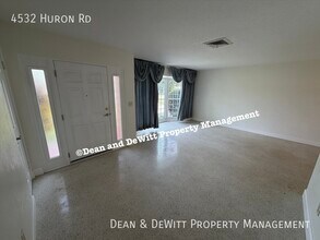 4532 Huron Rd in St. Petersburg, FL - Building Photo - Building Photo