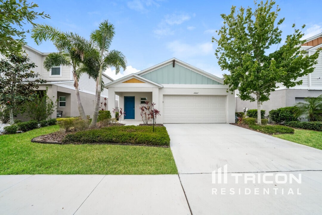 14607 Brumby Ridge Ave in Lithia, FL - Building Photo