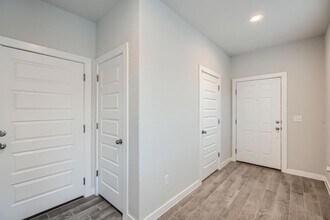 105 Appleberry Ln in Elgin, TX - Building Photo - Building Photo