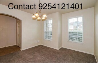 42 Thundercove Pl in Spring, TX - Building Photo - Building Photo
