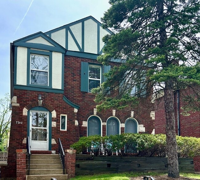 7310 Lindell Blvd, Unit 2