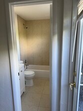 1005 SW 15th Ave in Fort Lauderdale, FL - Building Photo - Building Photo