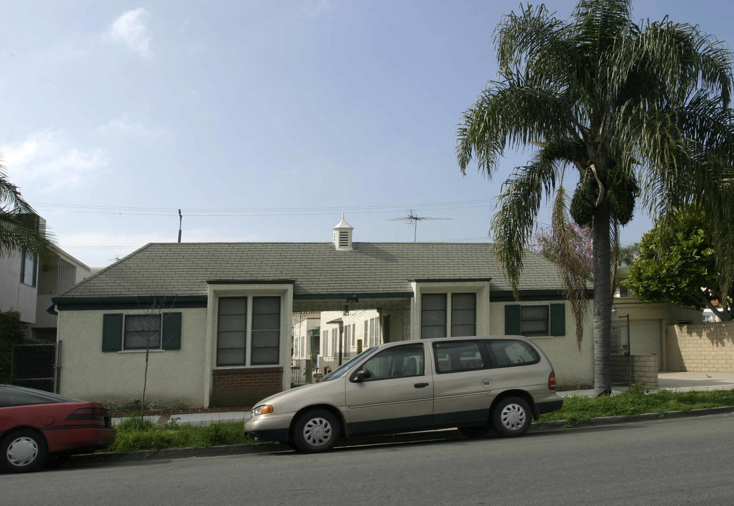 3312 E 2nd St in Long Beach, CA - Building Photo