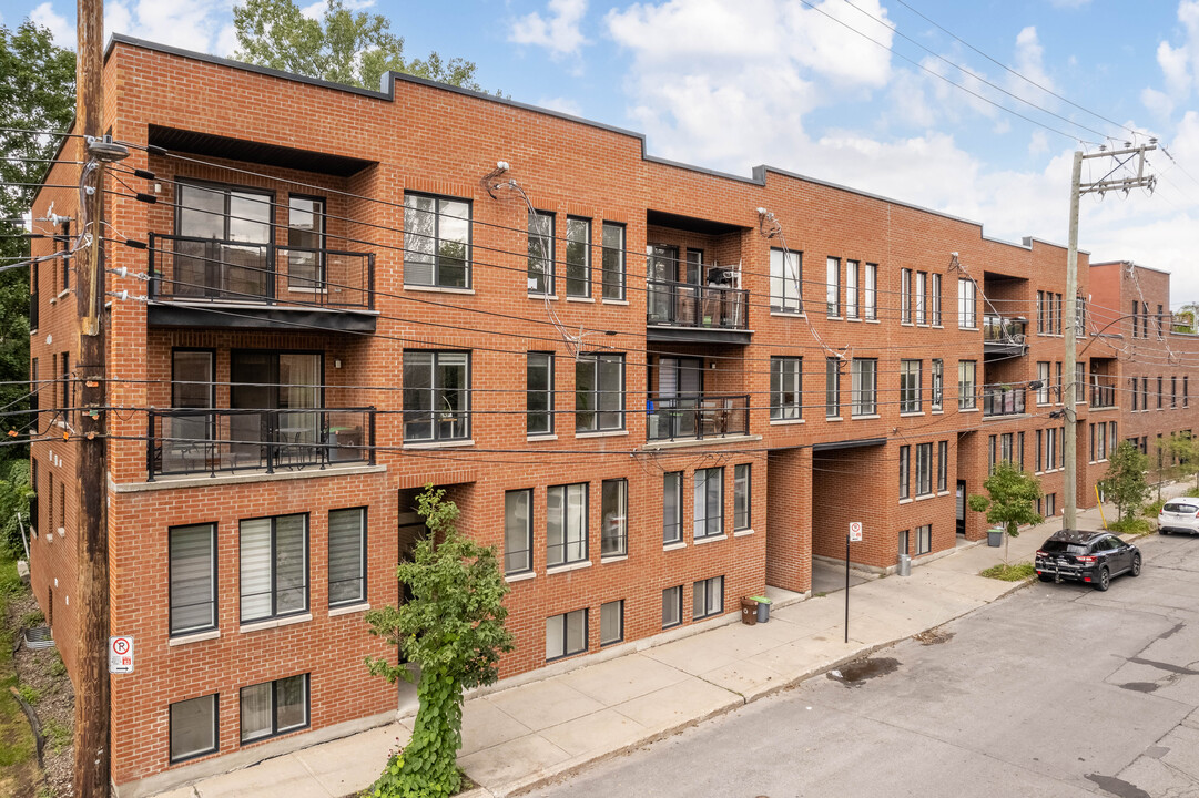 2143 Augustin-Cantin Rue in Montréal, QC - Building Photo