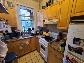 311 Allston St, Unit 1 in Boston, MA - Foto de edificio - Building Photo