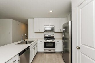 2721 Mistwood Dr in Fort Worth, TX - Building Photo - Building Photo