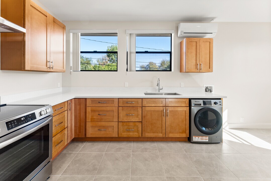 5224 Lennox Ave, Unit .5 in Sherman Oaks, CA - Building Photo