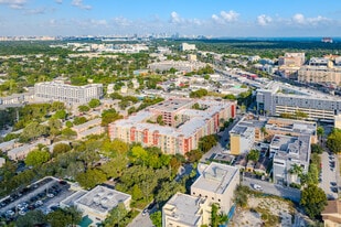 Valencia South Miami in South Miami, FL - Building Photo