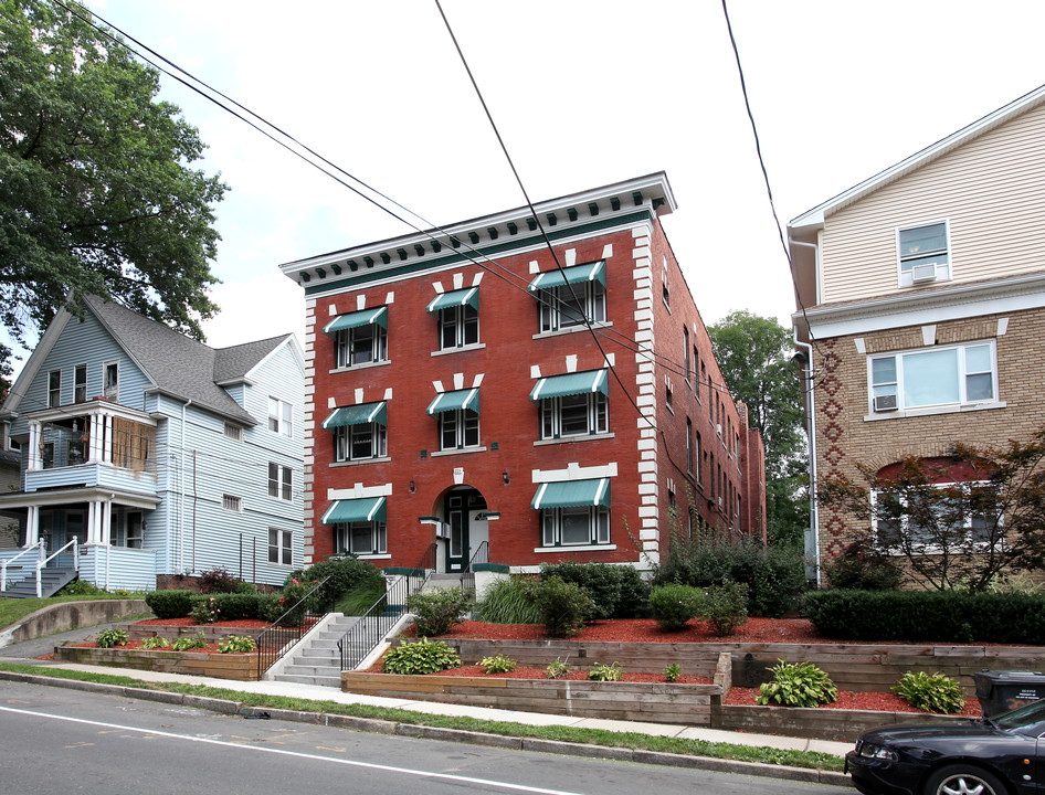 226 S Whitney St in Hartford, CT - Building Photo