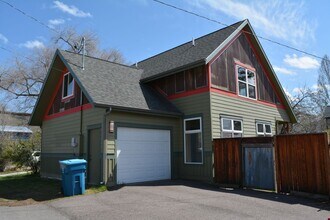 1111 Holmes St in Missoula, MT - Building Photo - Building Photo