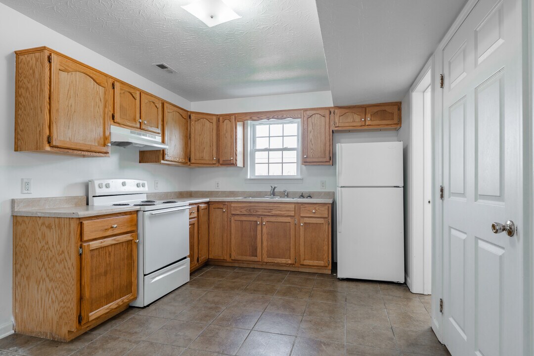 Embassy Townhomes in Muldraugh, KY - Foto de edificio
