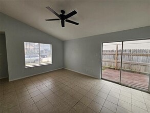 2227 Nantucket Village Dr in Dallas, TX - Building Photo - Building Photo