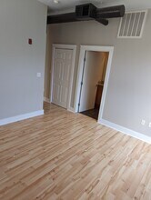 535 S Upper St, Unit 227 in Lexington, KY - Foto de edificio - Building Photo