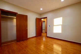 31 Anthony St, Unit Second Floor Apartment in East Providence, RI - Building Photo - Building Photo