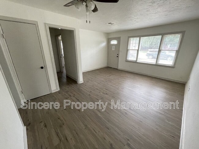 1515 Casady Ln in The Village, OK - Building Photo - Building Photo