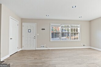 2931 Appling Dr in Atlanta, GA - Building Photo - Building Photo