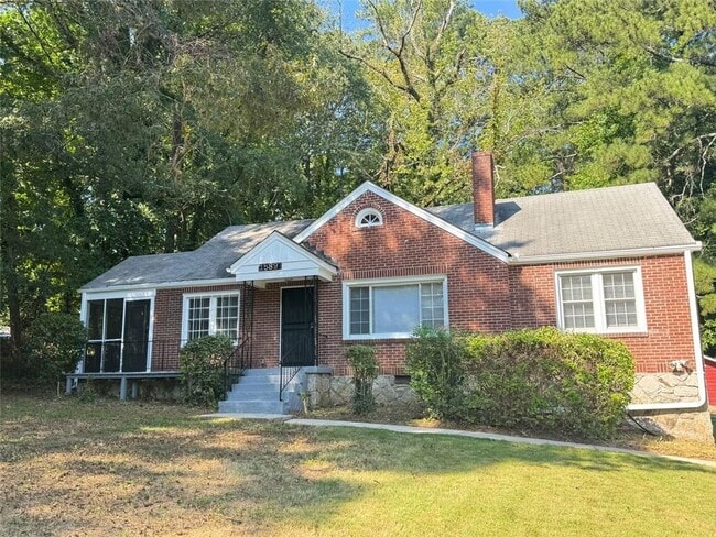 1589 Pinehurst Dr SW in Atlanta, GA - Building Photo - Building Photo