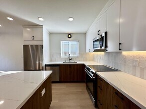 864 S Bernardo Ave in Sunnyvale, CA - Building Photo - Building Photo